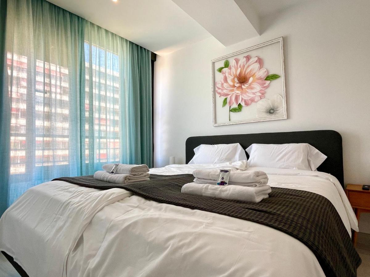 Apartamento Modern Place City & Beachlife In Heart Of Torremolinos By Solrentspain Exterior foto